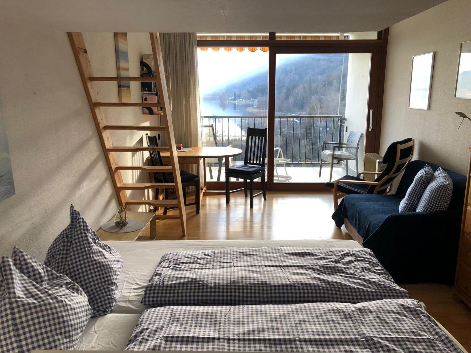 Appartement Mit Seeblick Am Ossiacher See 빌라흐 외부 사진